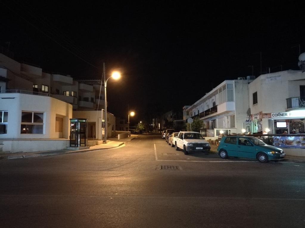 Siamese Villa Paralimni Exterior photo