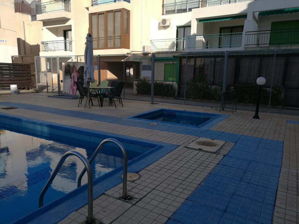 Siamese Villa Paralimni Exterior photo